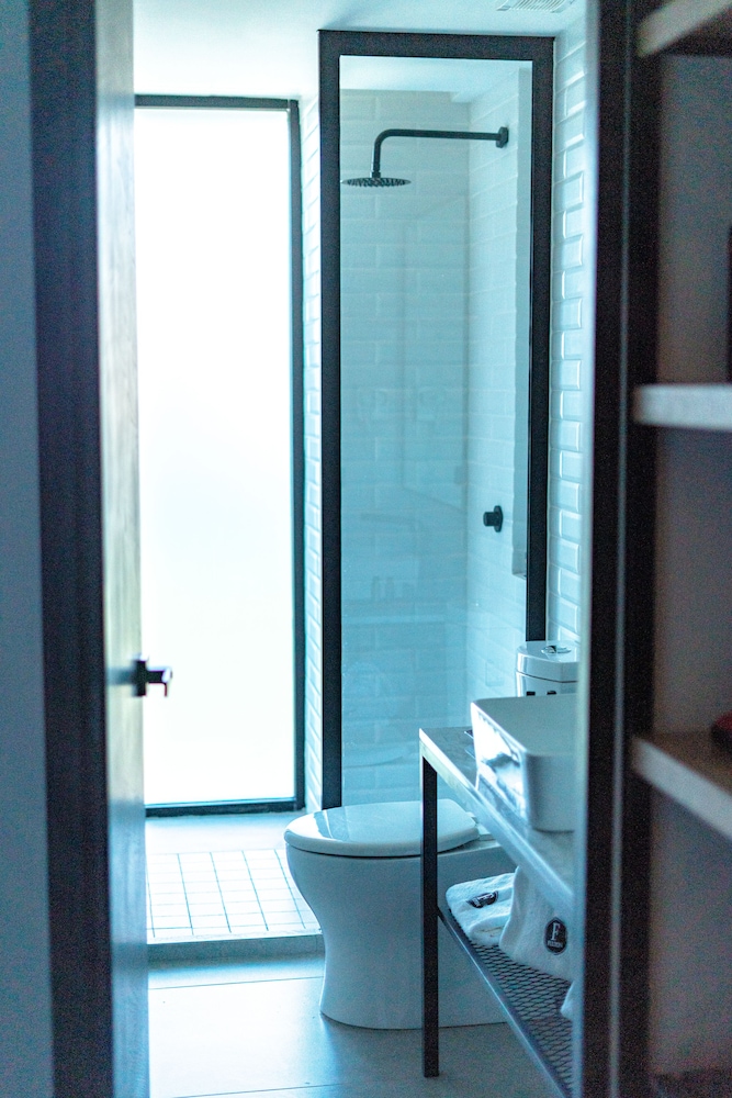 Fulton Business Luxury Hotel 44/49