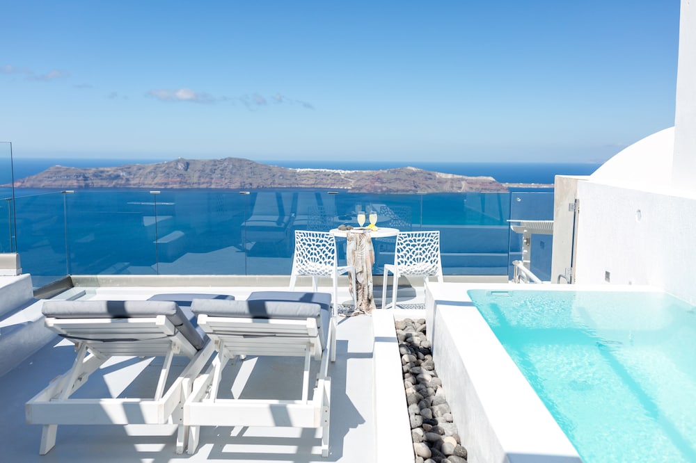 DREAMING VIEW SUITES 30/60