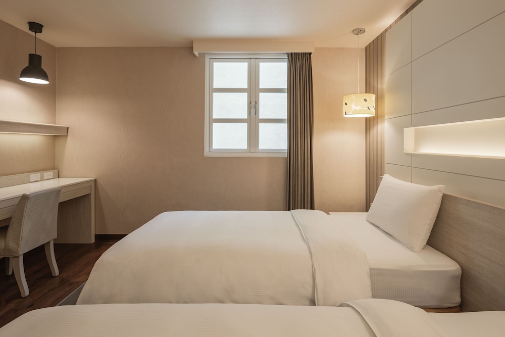 Kindness Hotel Zhongshan Bade 26/56