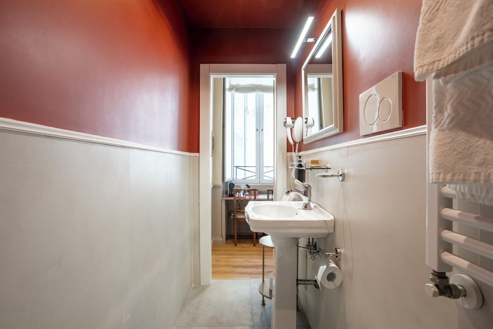 Hotel Donna Francesca 42/43