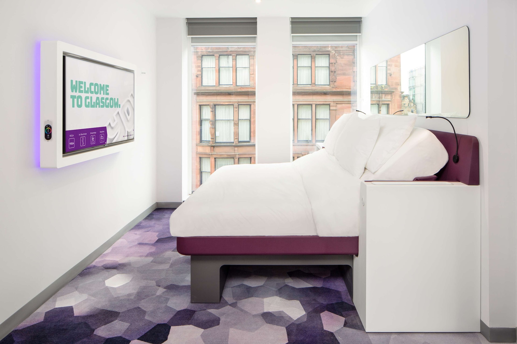 PREMIUM, QUEEN BED