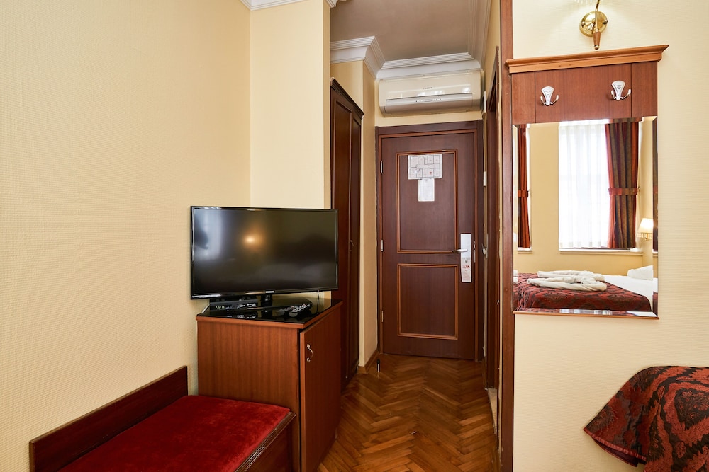 Amber Hotel Istanbul 63/64