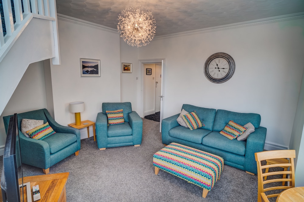 Beachmount Holiday Apartments 30/50