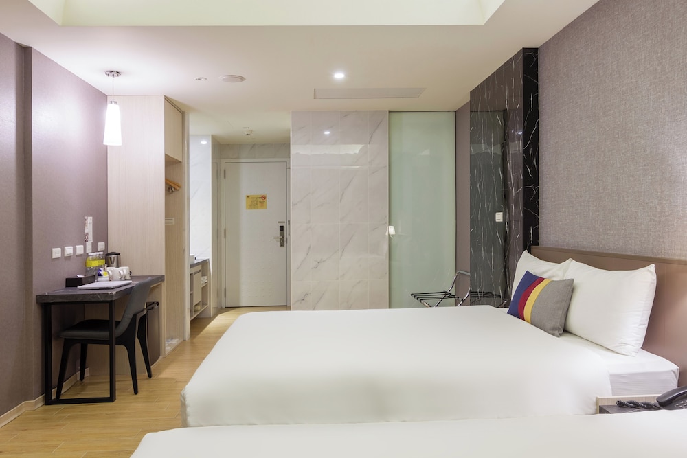 F Hotel Luzhou Taipei 12/47