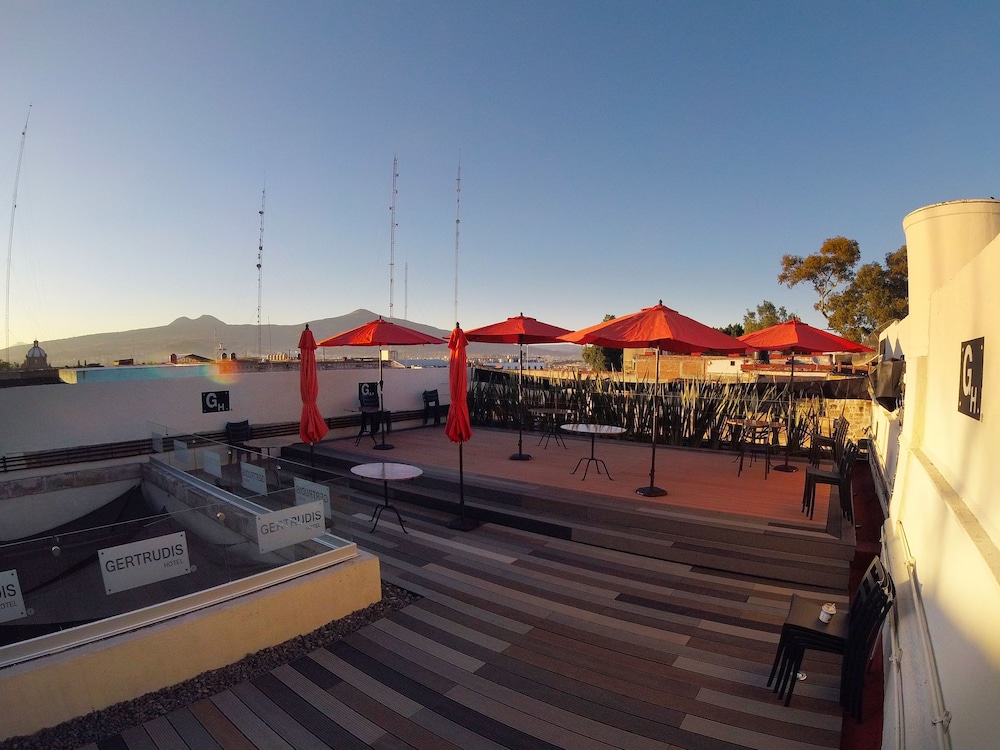 Gertrudis Hotel 44/45
