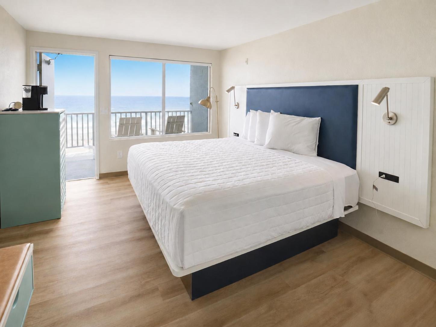 غرفة قياسية بسرير كينج، Beach Tower By The Sea 5/8