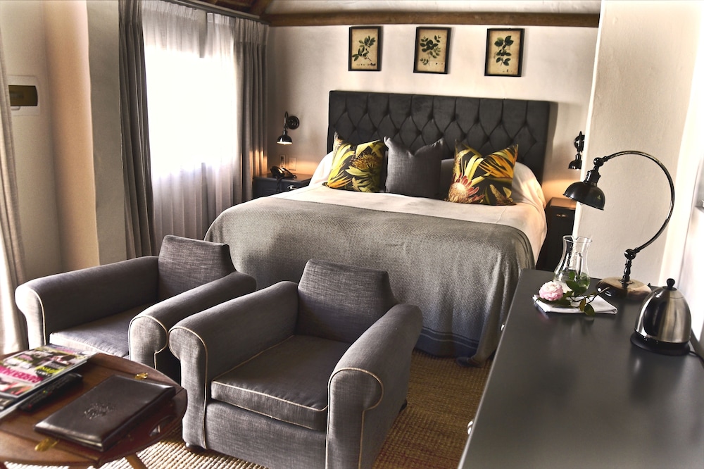 Hunter S Country House 27/33