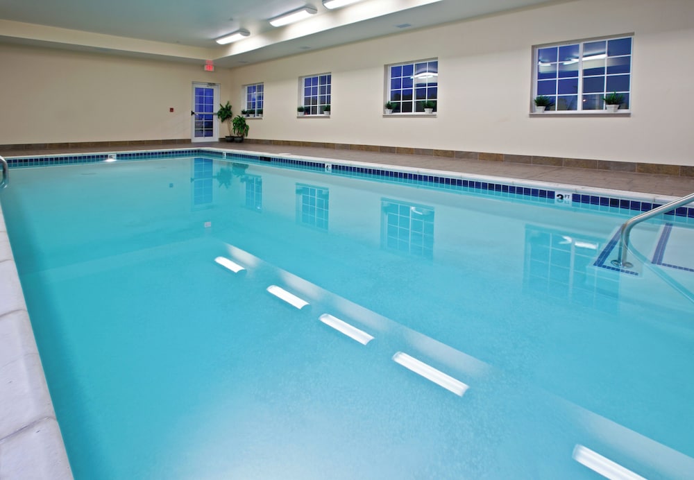 Candlewood Suites Louisville North 41/67