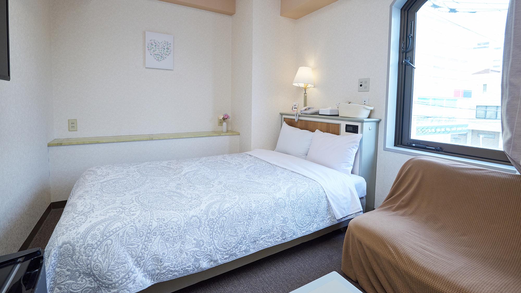 Deluxe, Double Bed, Electronic Cigarette Only, Smoking