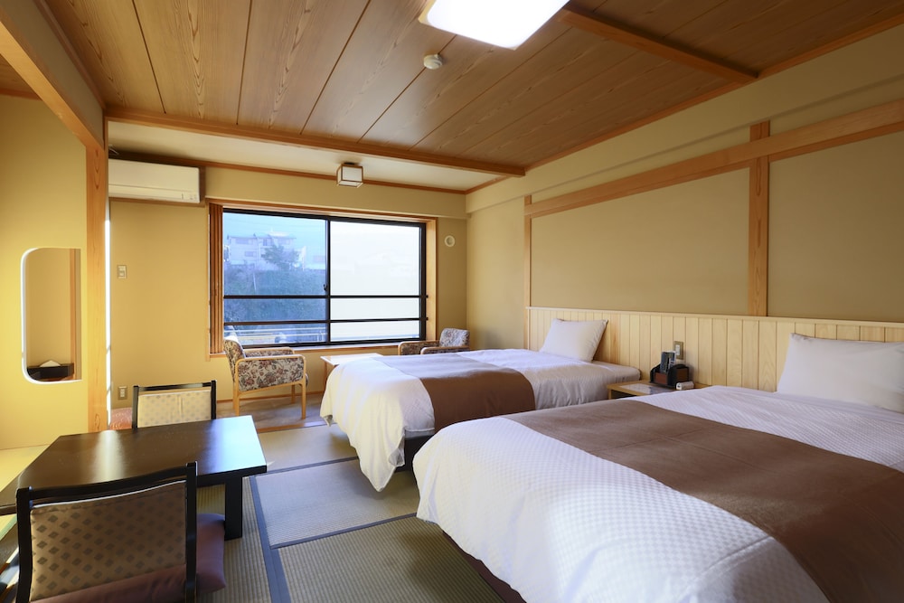 Shibu Hotel 15/66