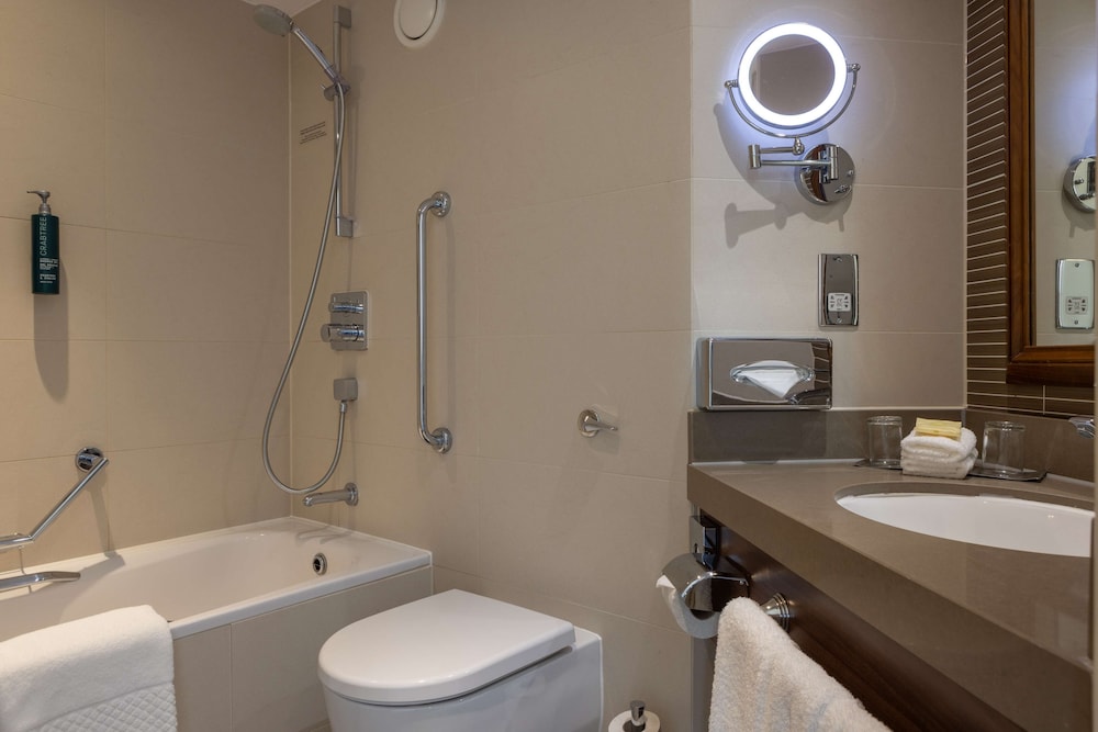 غرفة بسرير كينج، Hilton Cambridge City Centre 10/11