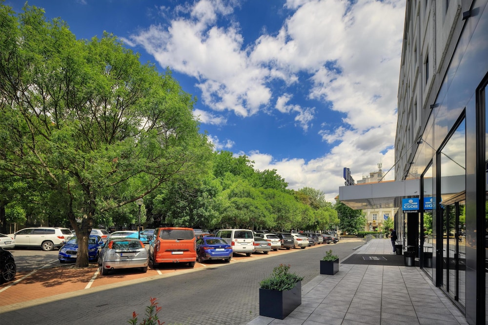 Park Inn by Radisson Danube Bratislava 42/50