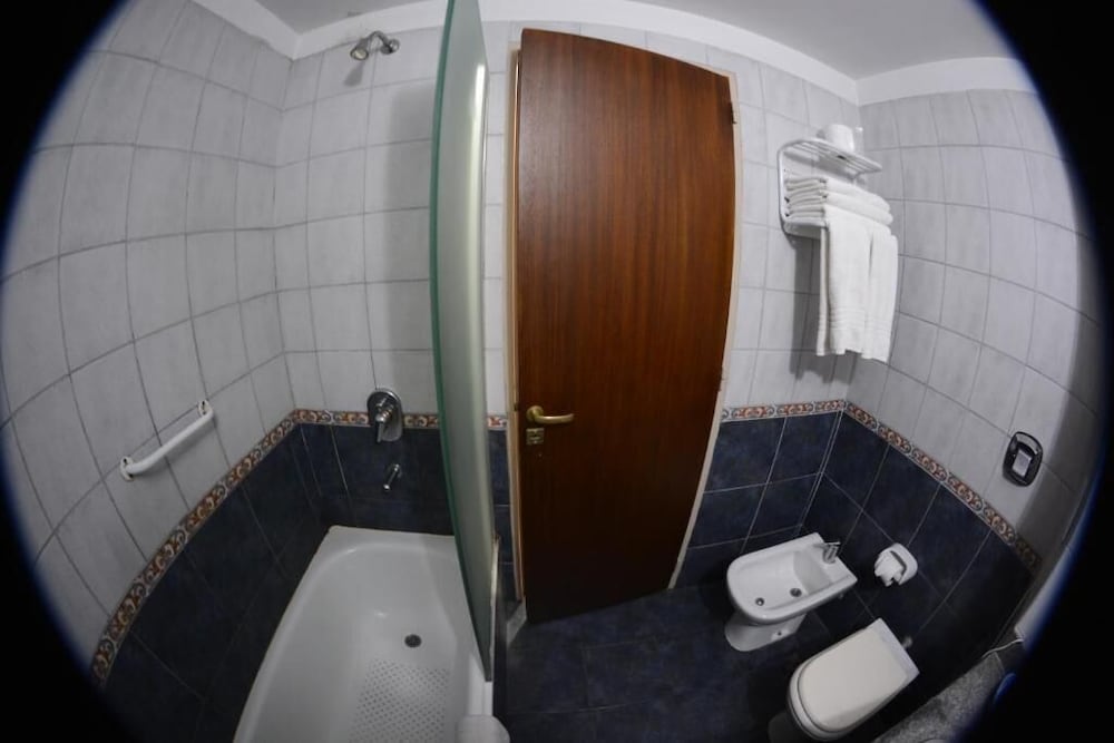 Apart Hotel Alvear 20/23