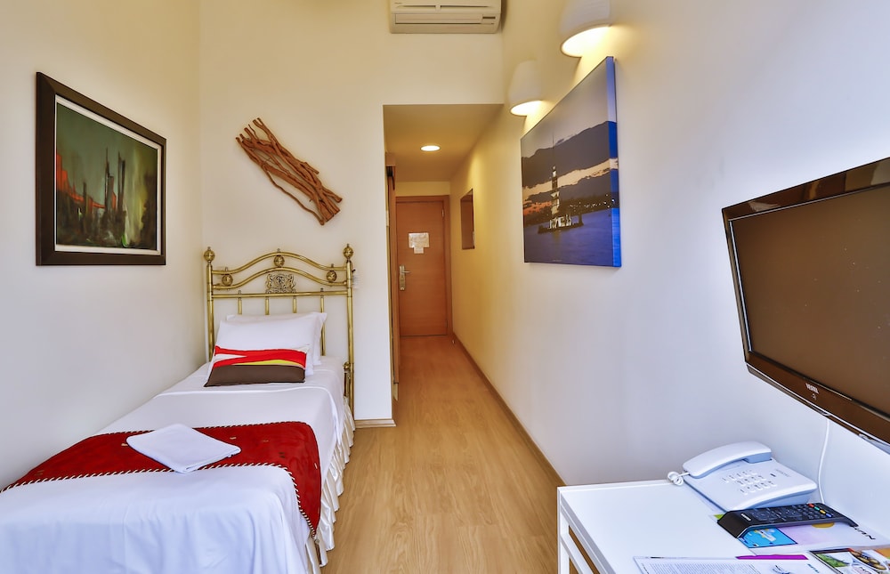 Han Hostel Airport North Hotel 18/75