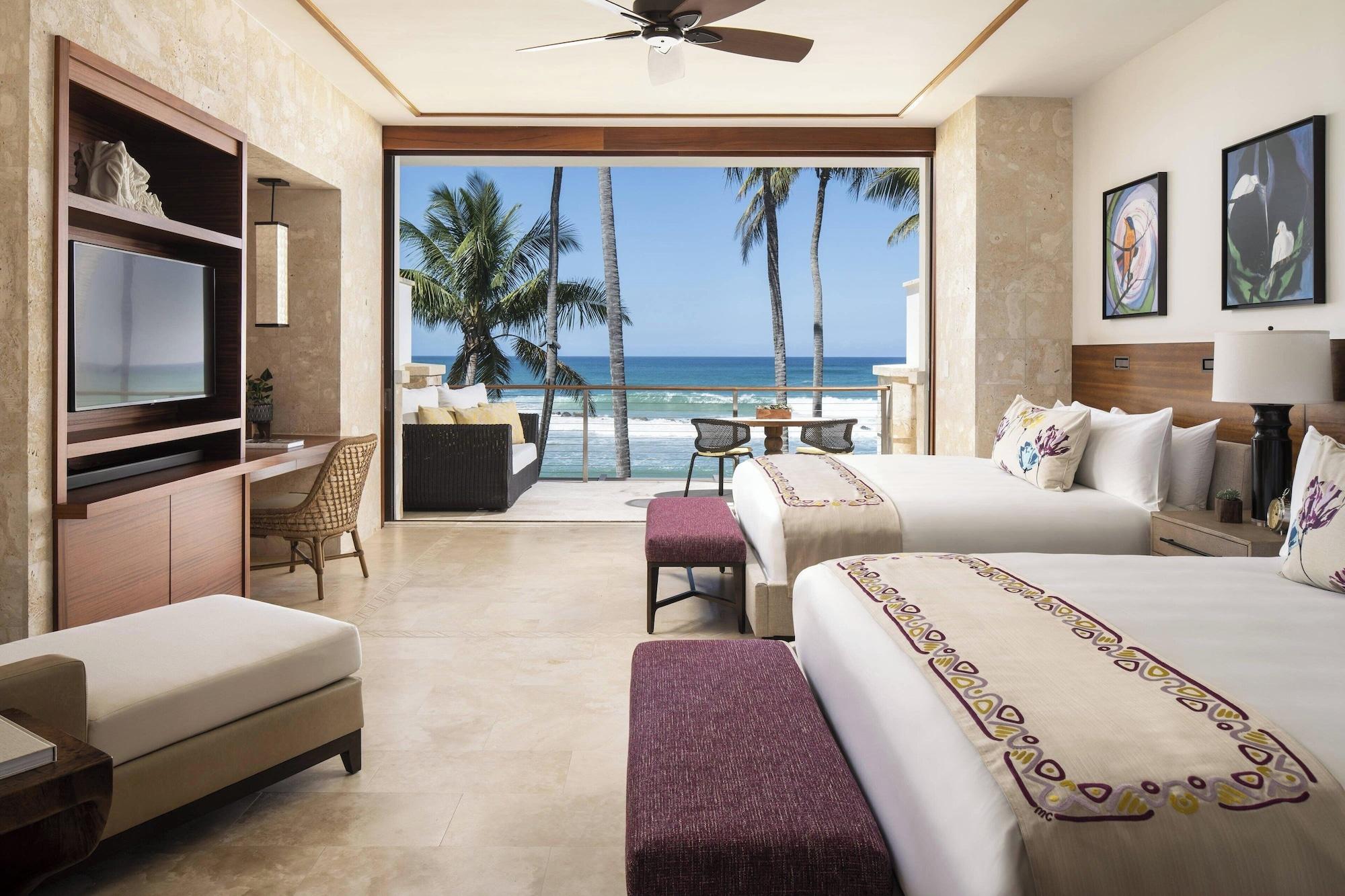 2 Bedrooms, Suite, Beach Front, Balcony
