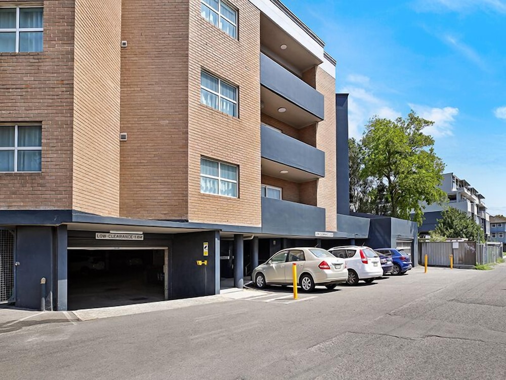 Sydney Airport Suites 39/50