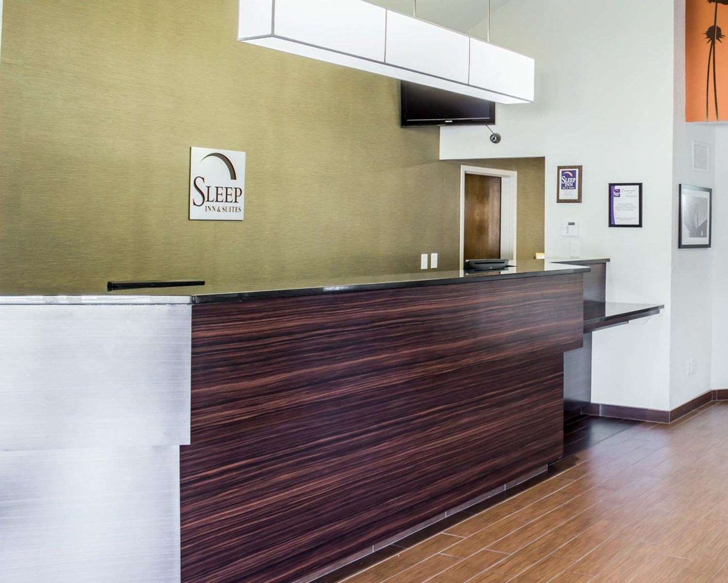 Sleep Inn & Suites Spring Lake - Fayetteville near Fort Bragg 3/17