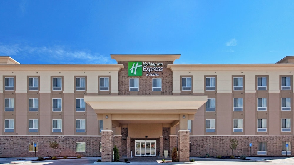 Holiday Inn Express Hotel And Suites Topeka North 2/53