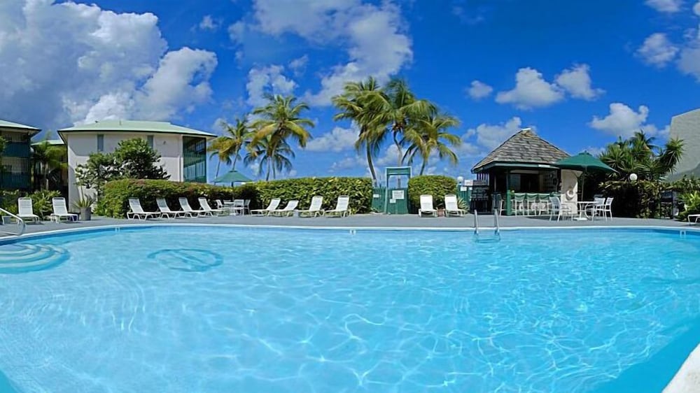 Colony Cove Beach Resort 6/22