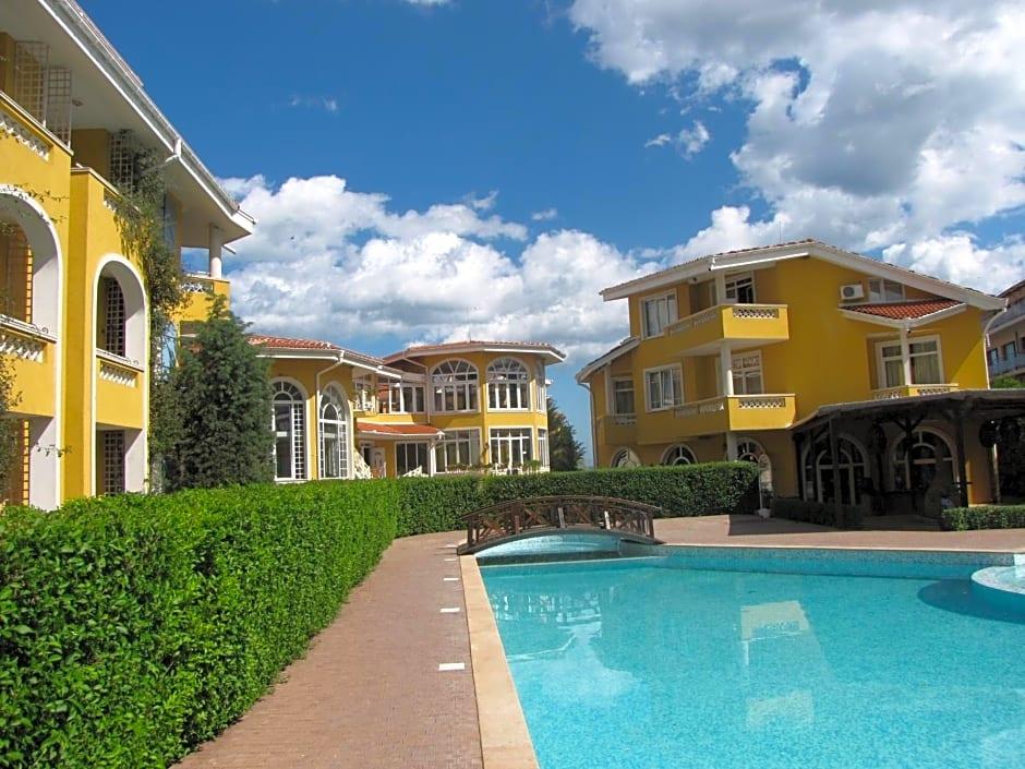 Blue Orange Beach Resort 37/42