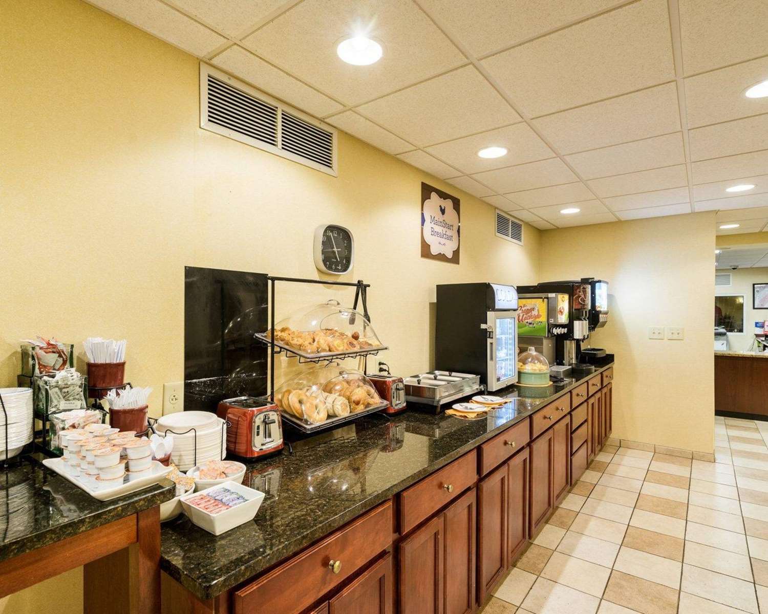MainStay Suites Dover, DE 7/40