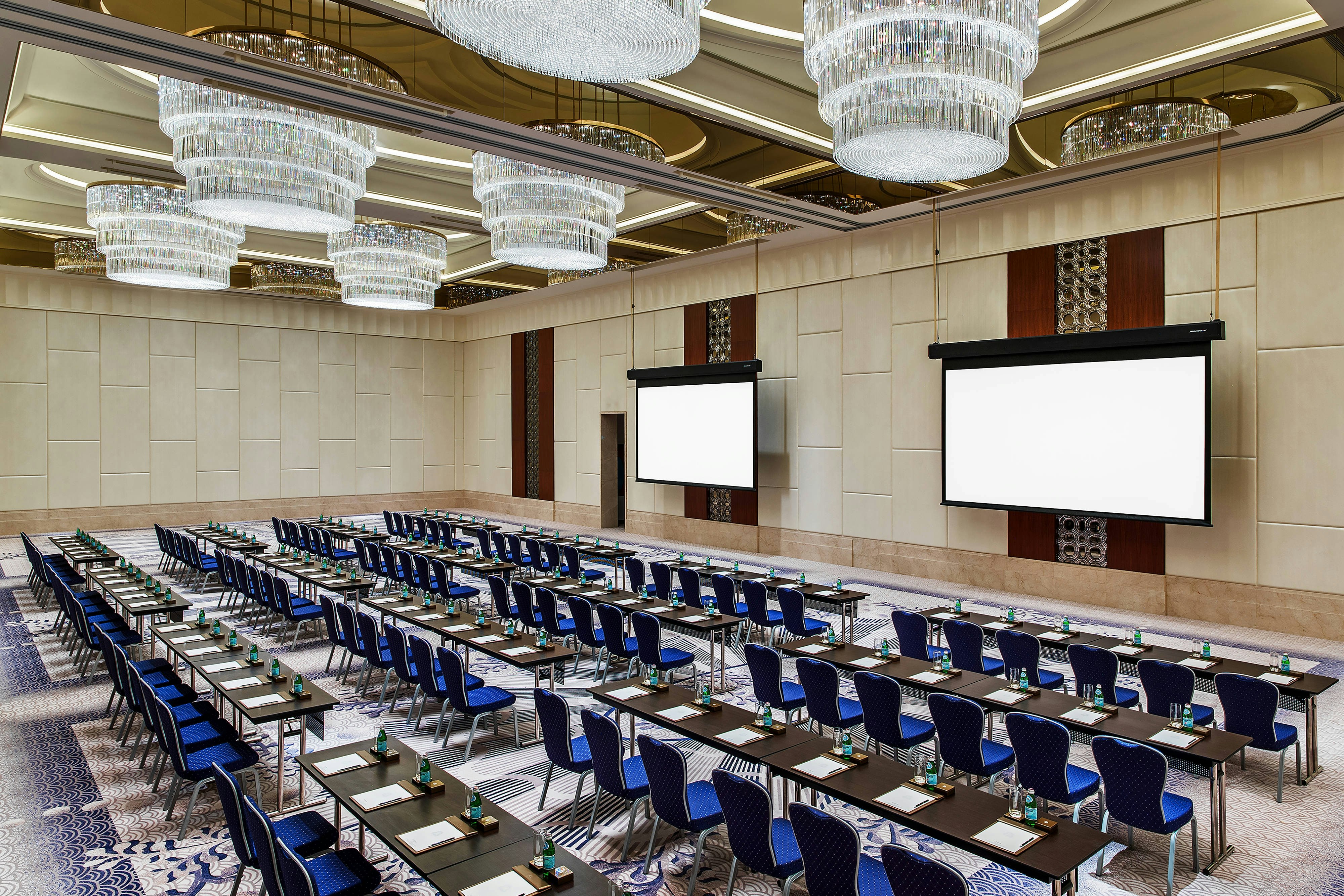 THE ST. REGIS CHENGDU 53/63