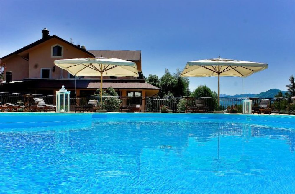 Hotel Bucaneve 2/40