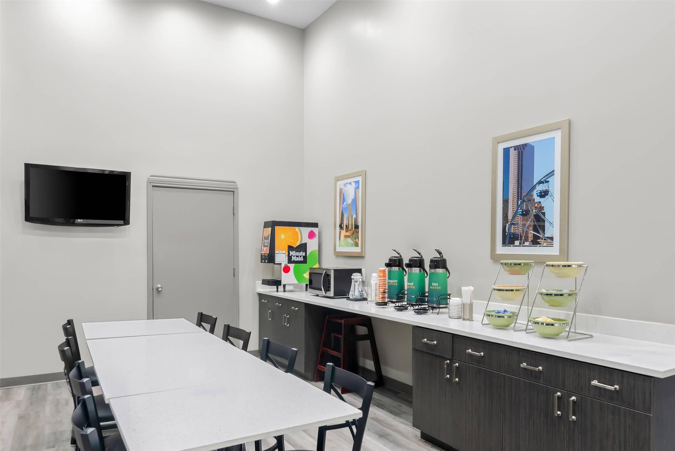Quality Suites Houston NW Cy-Fair 45/54