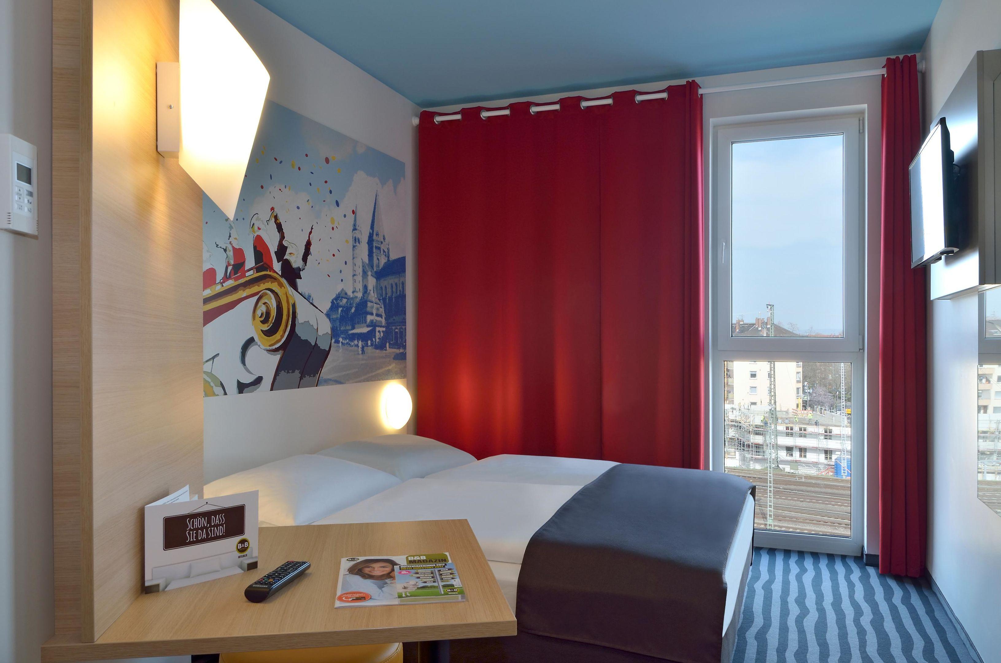 Room, Double Bed