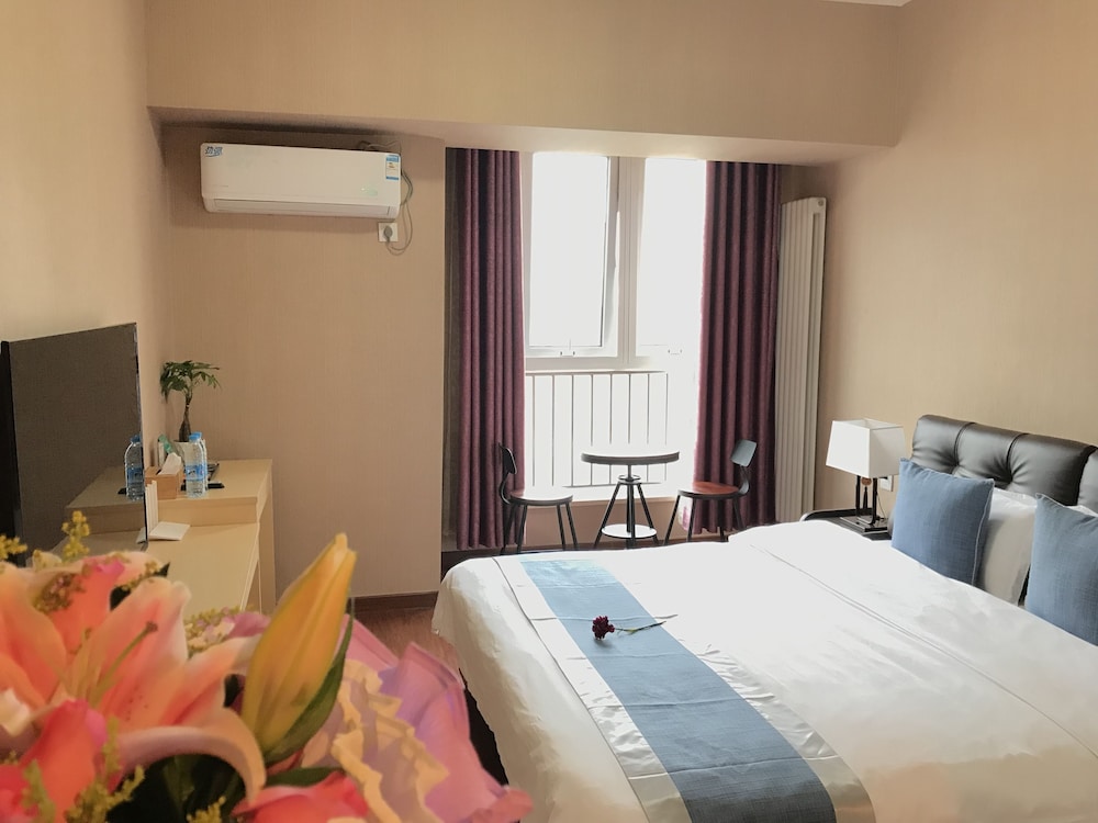 Xi'an Phoenix Holiday Hotel 12/30
