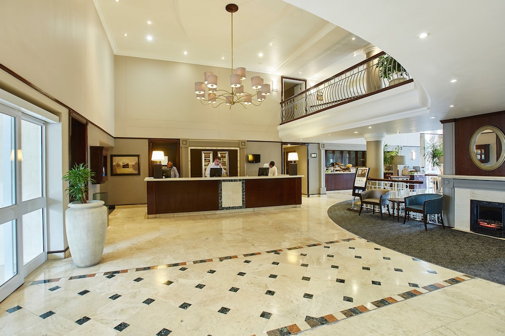 Stayeasy Century City 2/23