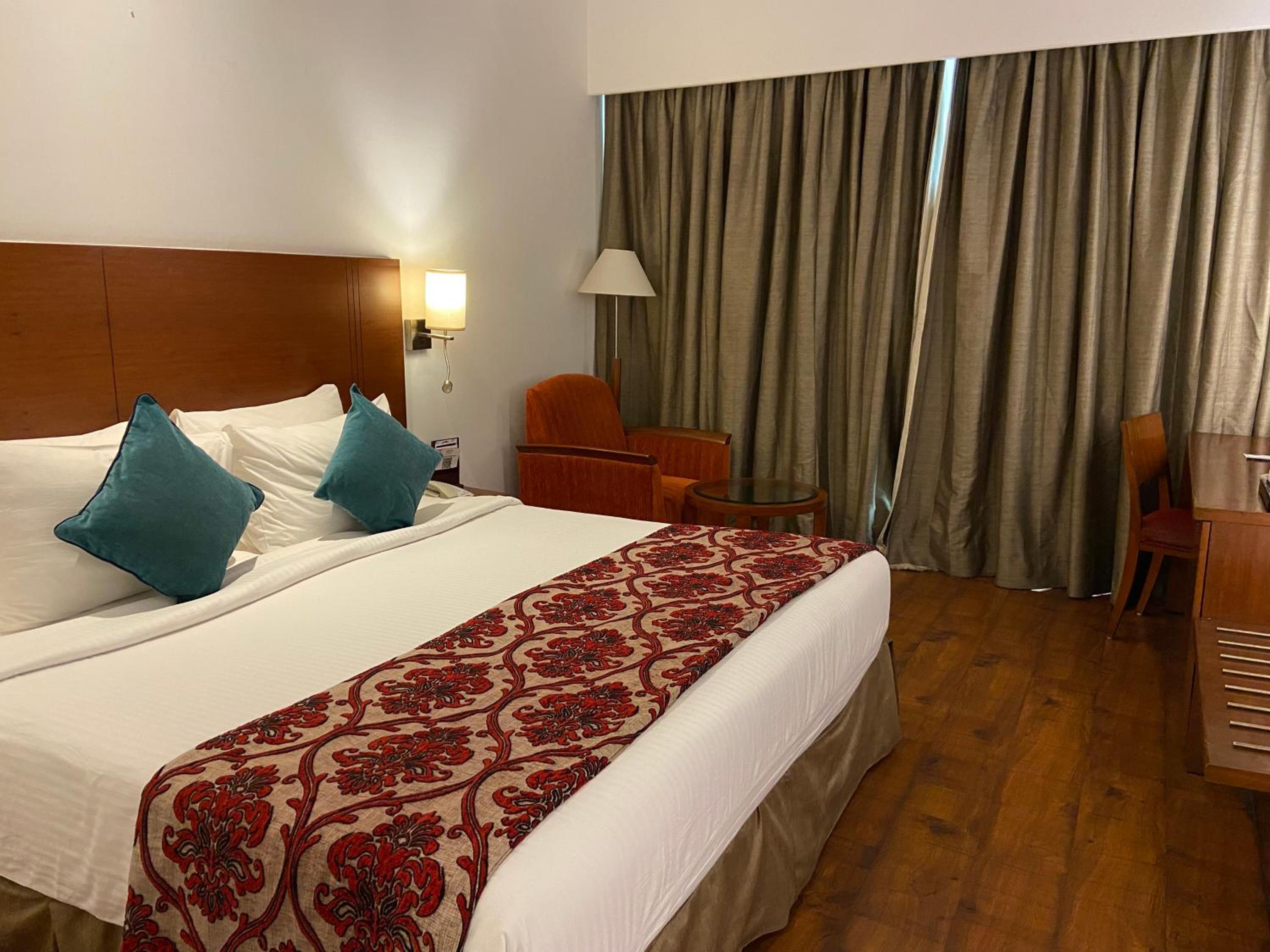 Premium, King Bed