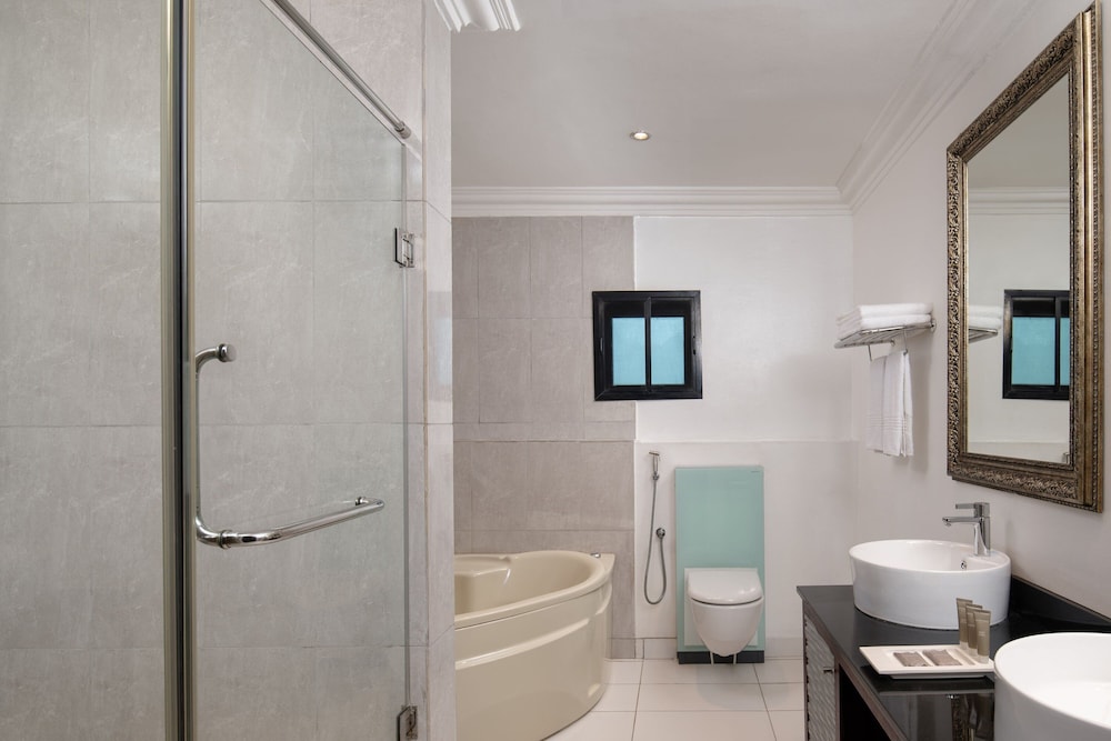 Protea Hotel By Marriott Lagos Kuramo Waters 71/71