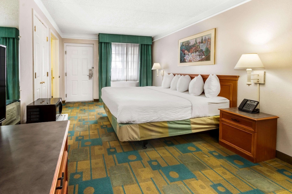 Room, King Bed, Accessible