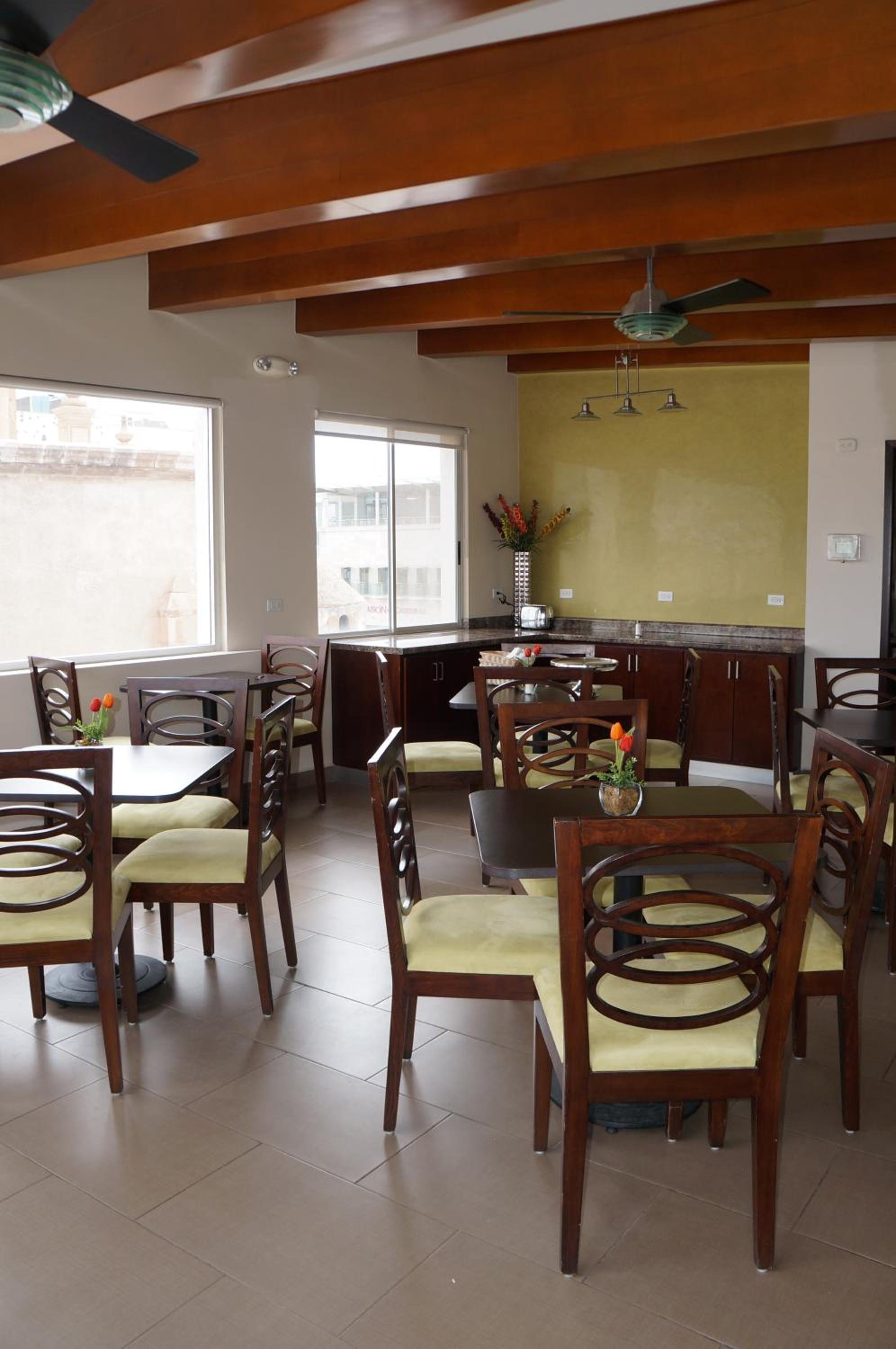 Hotel Plaza Chihuahua 38/50
