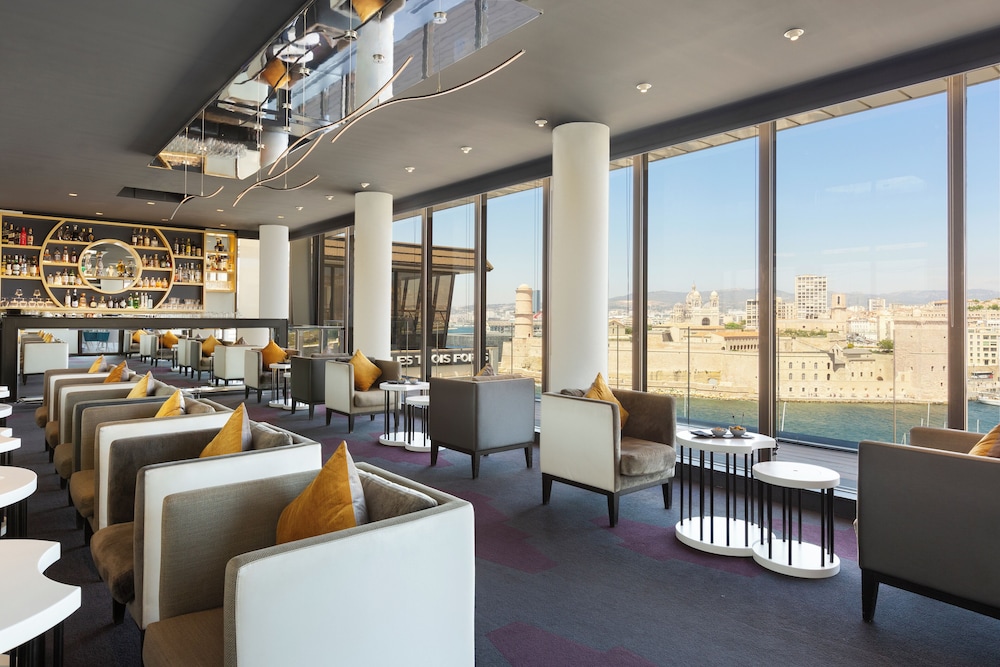 Sofitel Marseille Vieux Port Hotel 30/50