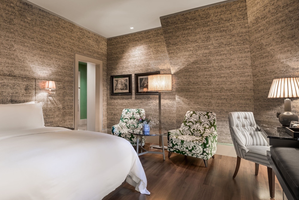 Santo Mauro, a Luxury Collection Hotel, Madrid 59/81