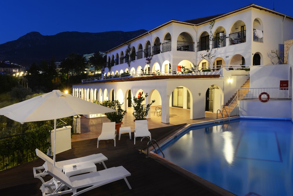 Kalamar Hotel 42/50