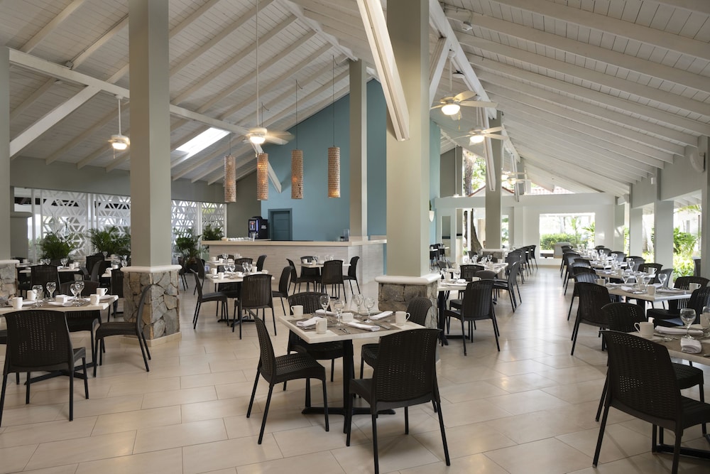 Wyndham Alltra Samana All Inclusive Resort 33/50