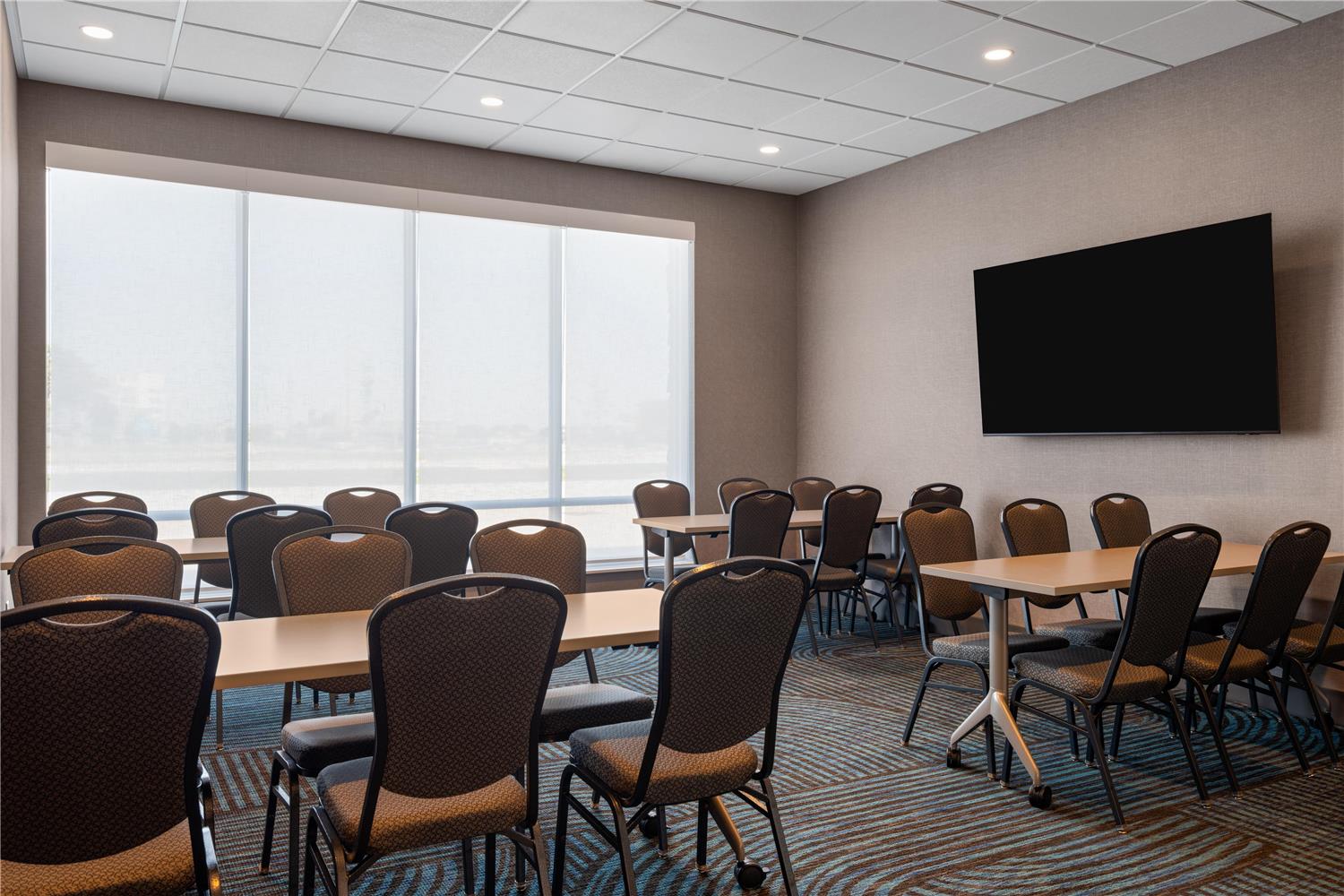 Home2 Suites by Hilton Kearney 9/14