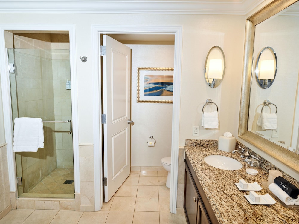 Balboa Bay Resort 19/71