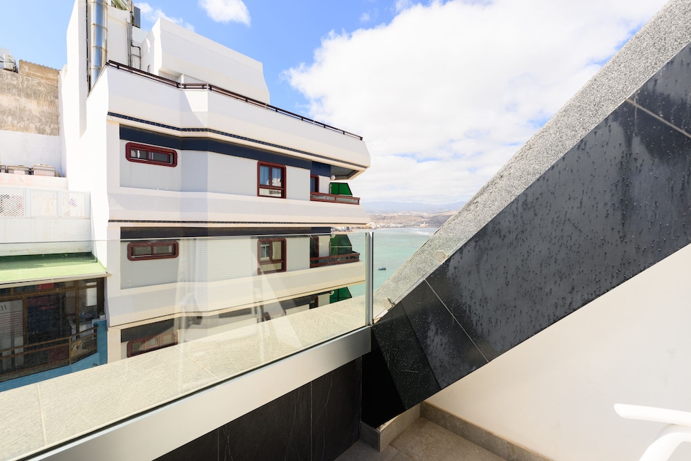 Canteras Suites 4/47