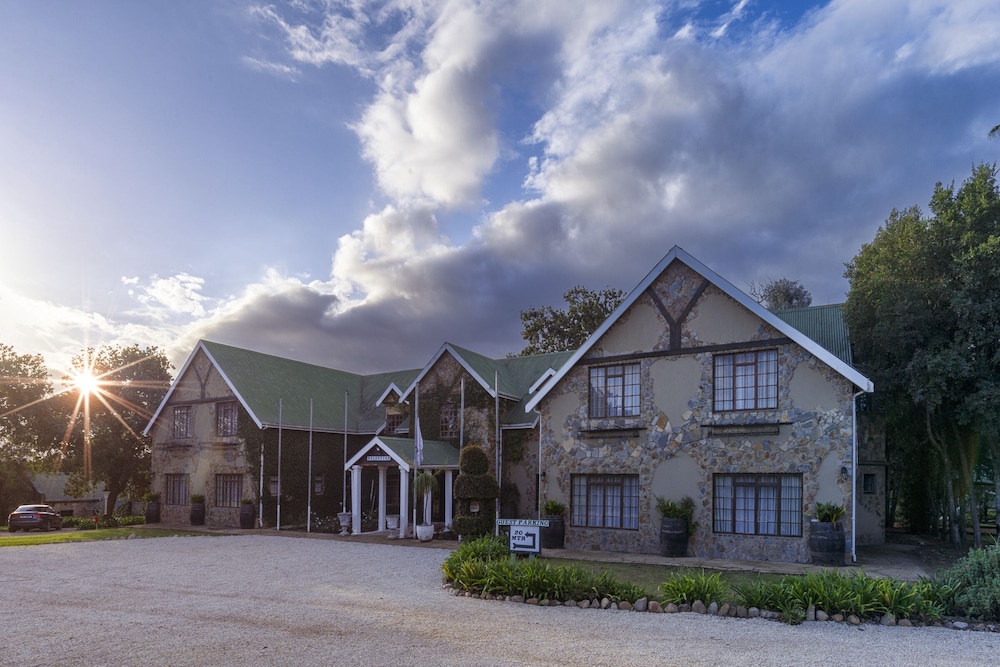 Portland Manor 3/48