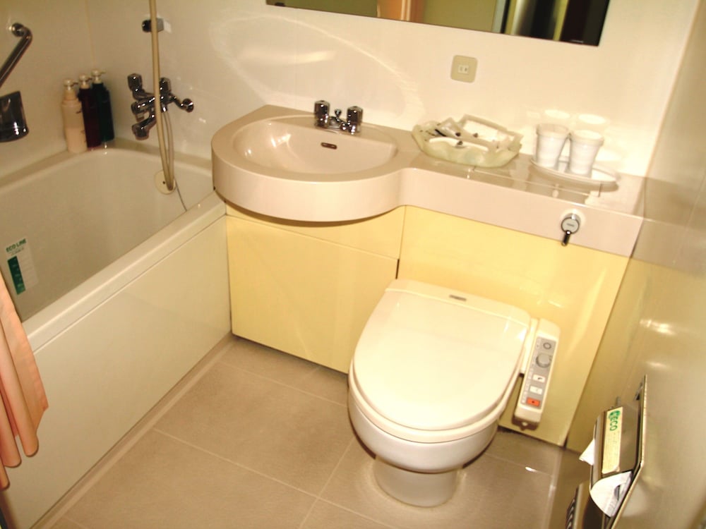 Apa Hotel Nagasaki Ekiminami 48/49
