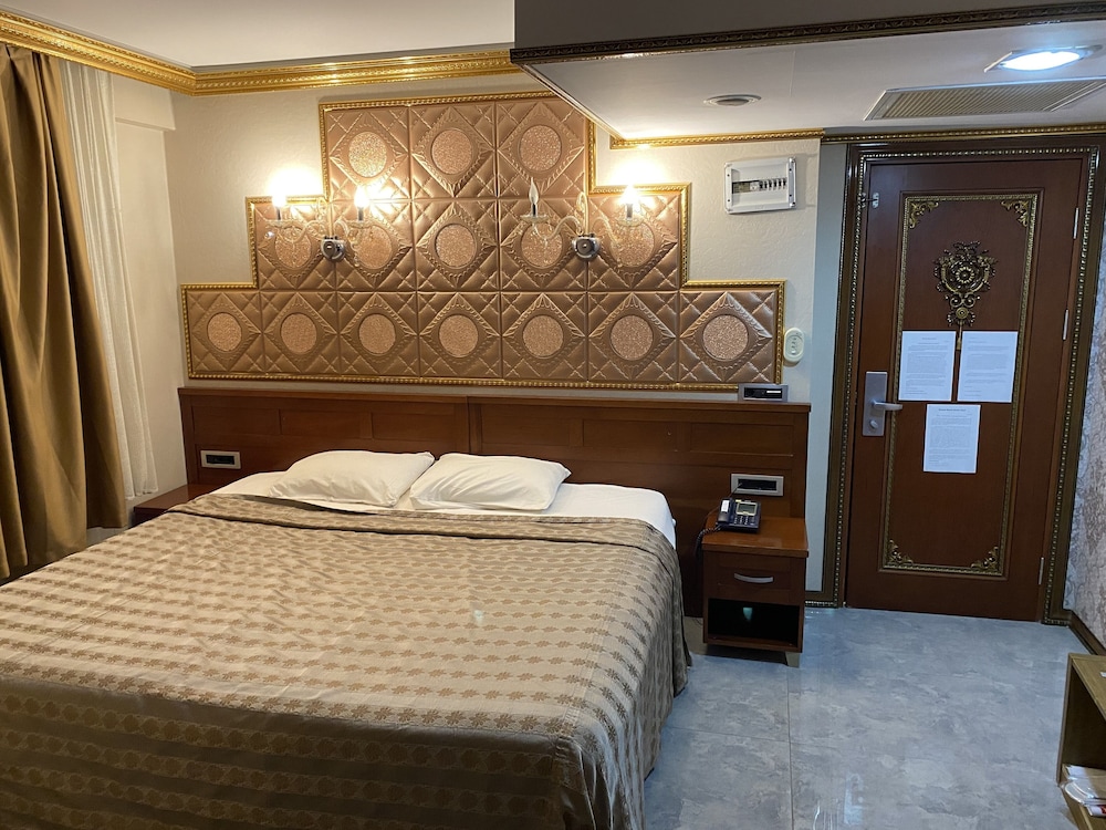 Grand Merin Hotel 31/63