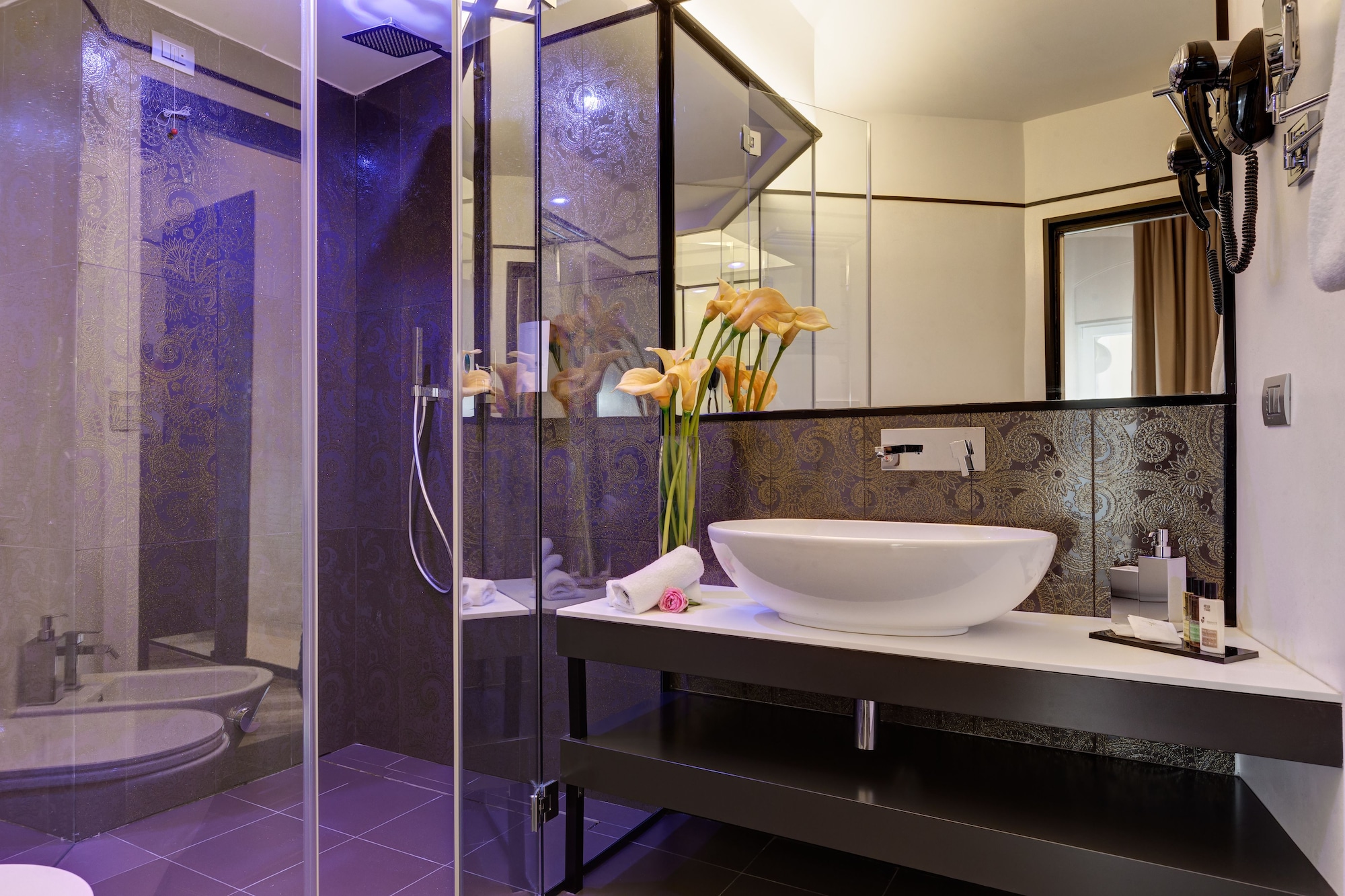 جناح جونيور بسرير مزدوج، Dharma Luxury Hotel & Spa 4/5