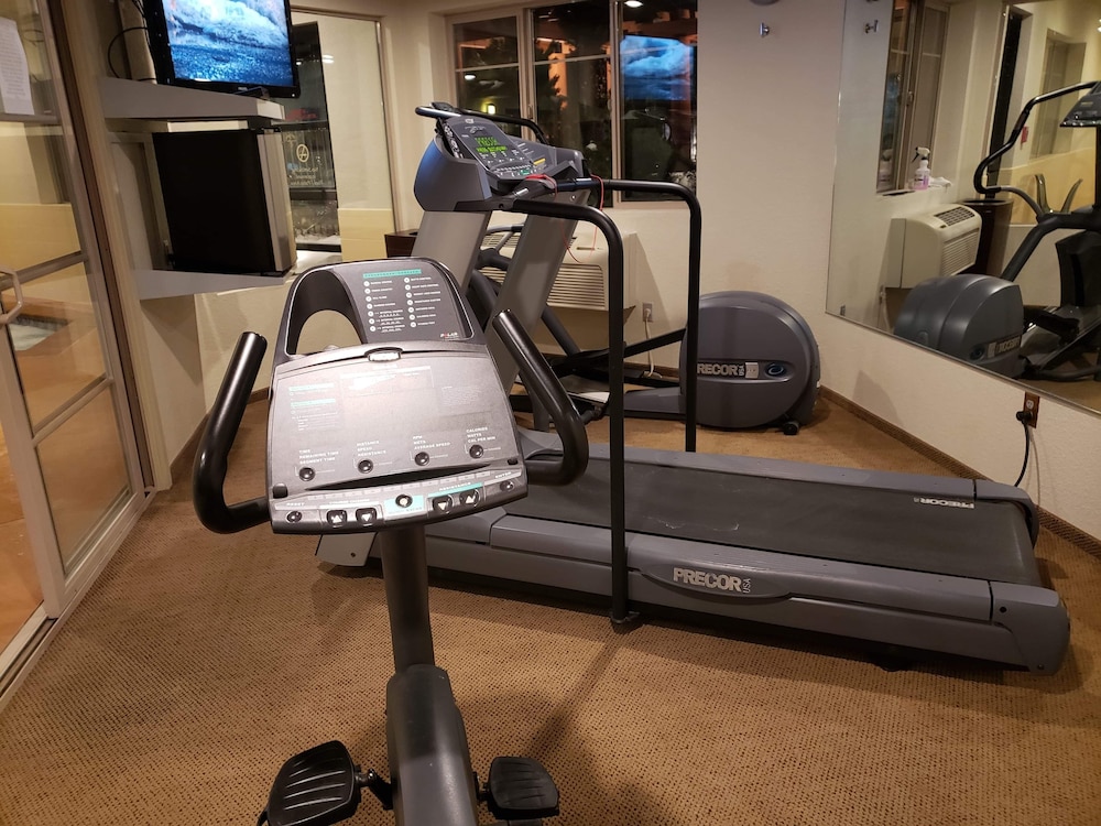Best Western Snowcap Lodge 27/36
