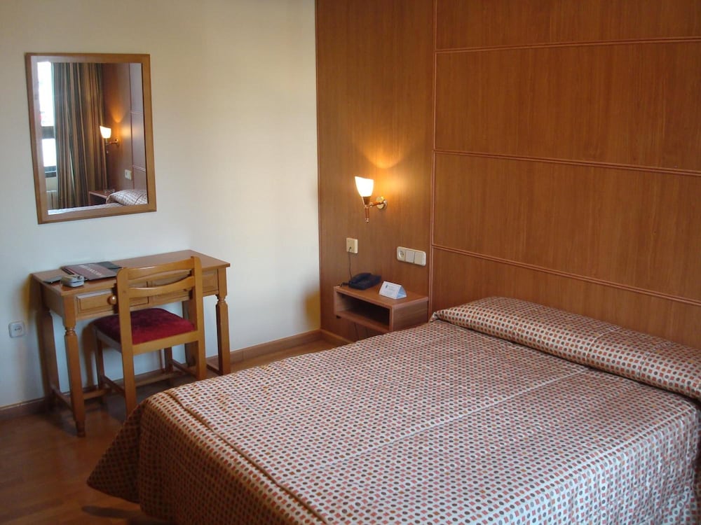 Hotel Castilla 13/27