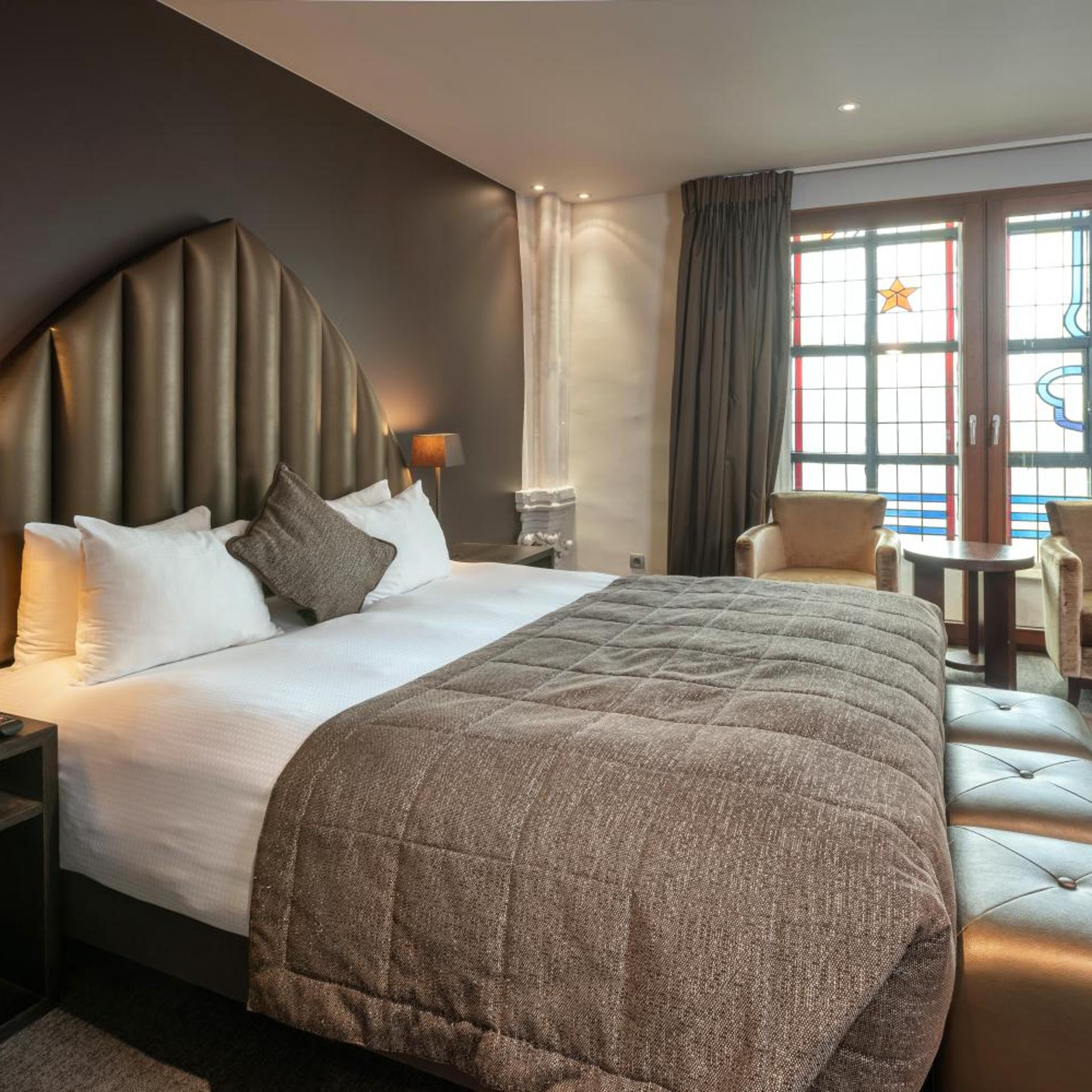 Executive, Double Bed, Church Area