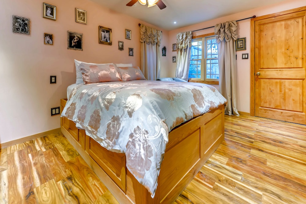 Cliff House Lodge Bed and Breakfast 60/72